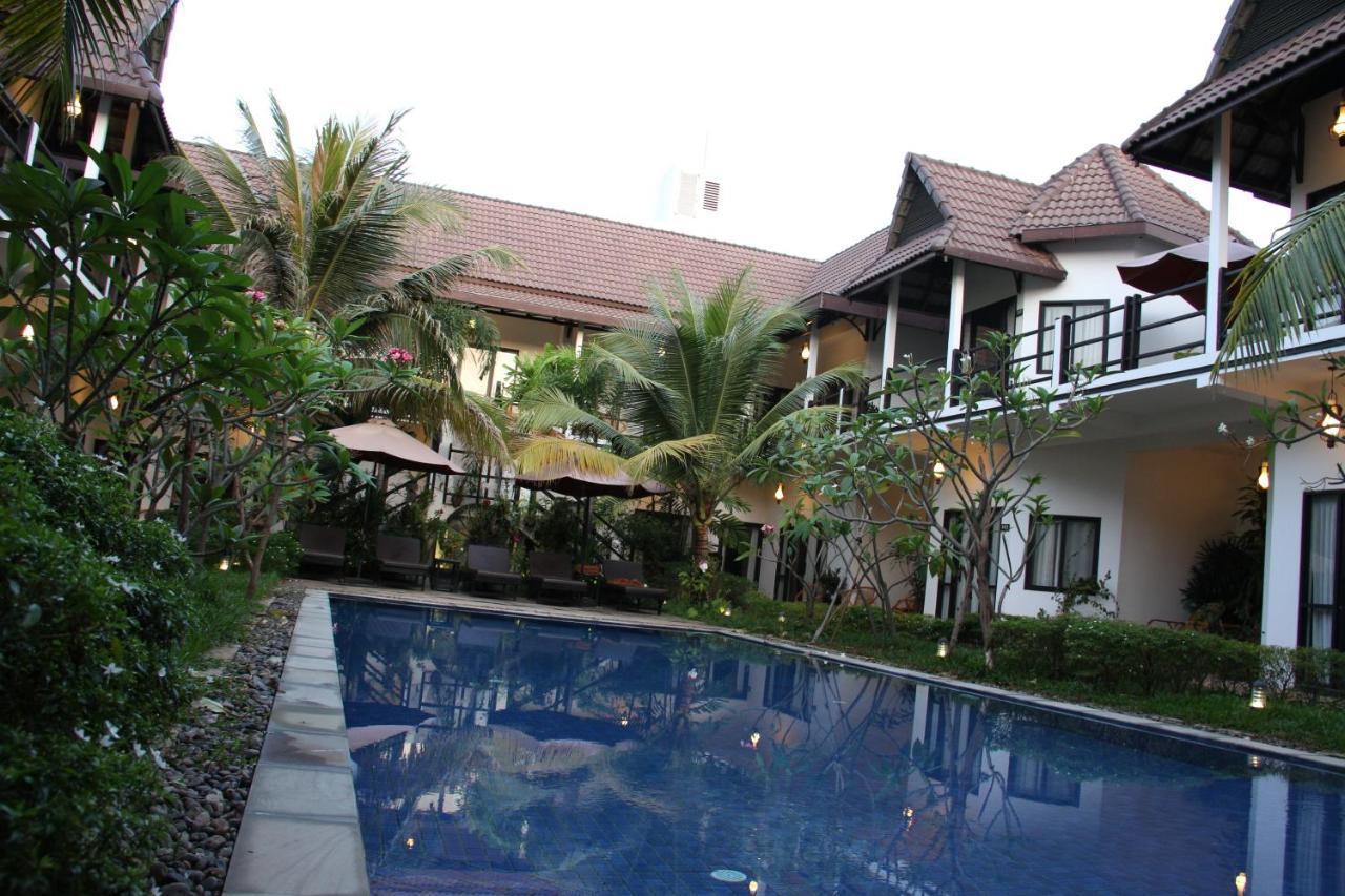 S.R Sofia Villa Hotel Siem Reap Exterior photo
